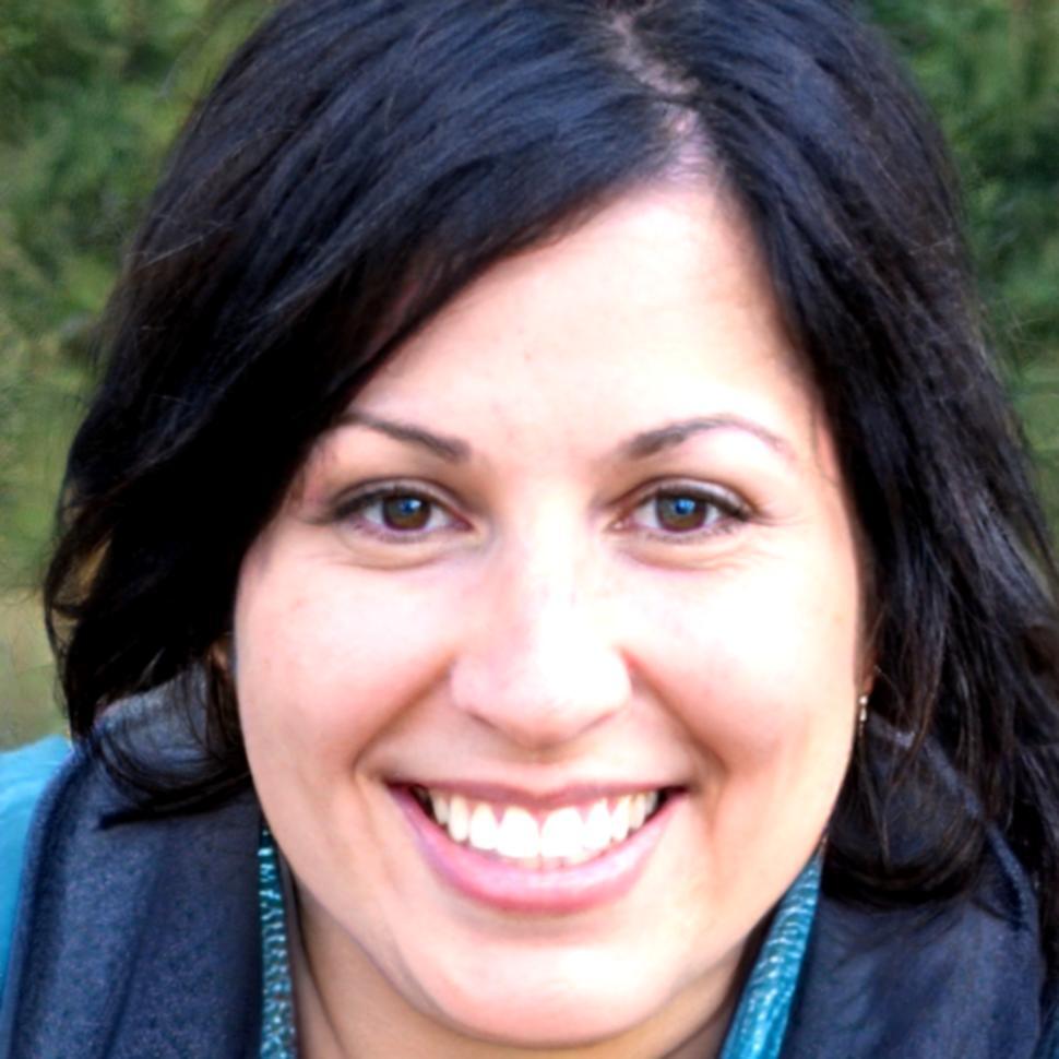 Retrato profesional de Violeta Casals